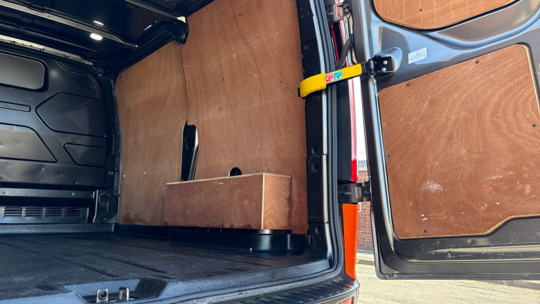 Ford Transit Custom 290 L1 Diesel Fwd 2.0 EcoBlue 185ps Low Roof Sport Van